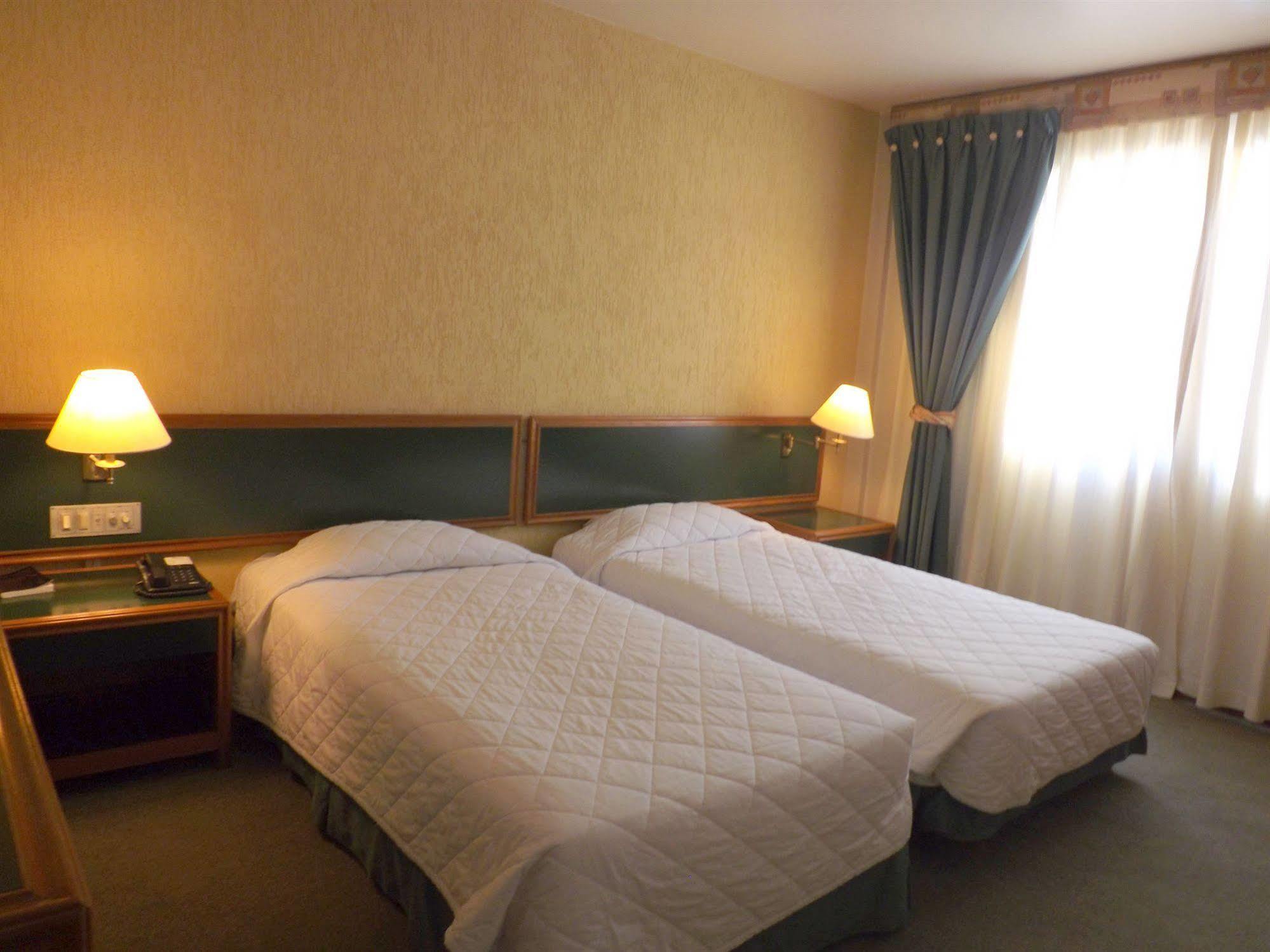 Duomo Park Hotel Curitiba Eksteriør billede